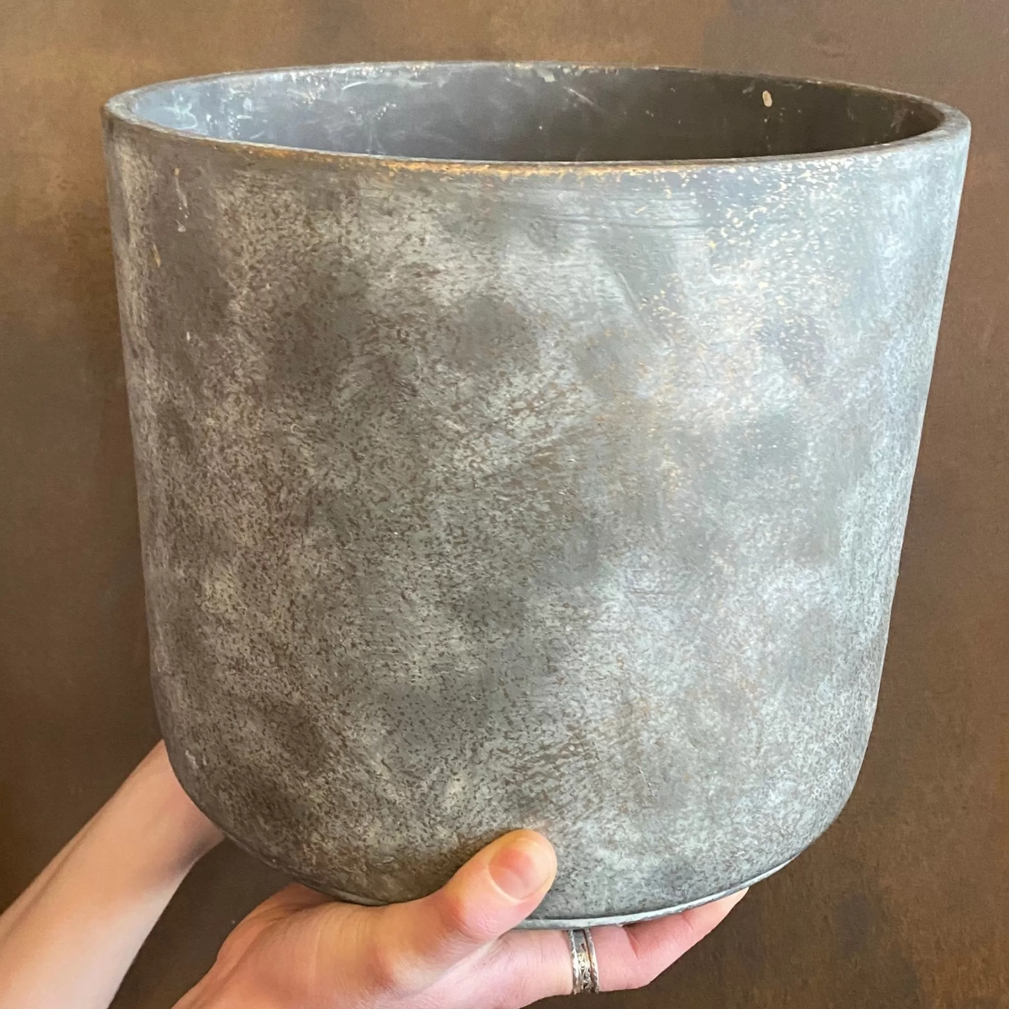 grow urban Cement Pot - Dark | 21cm- Indoor Pots