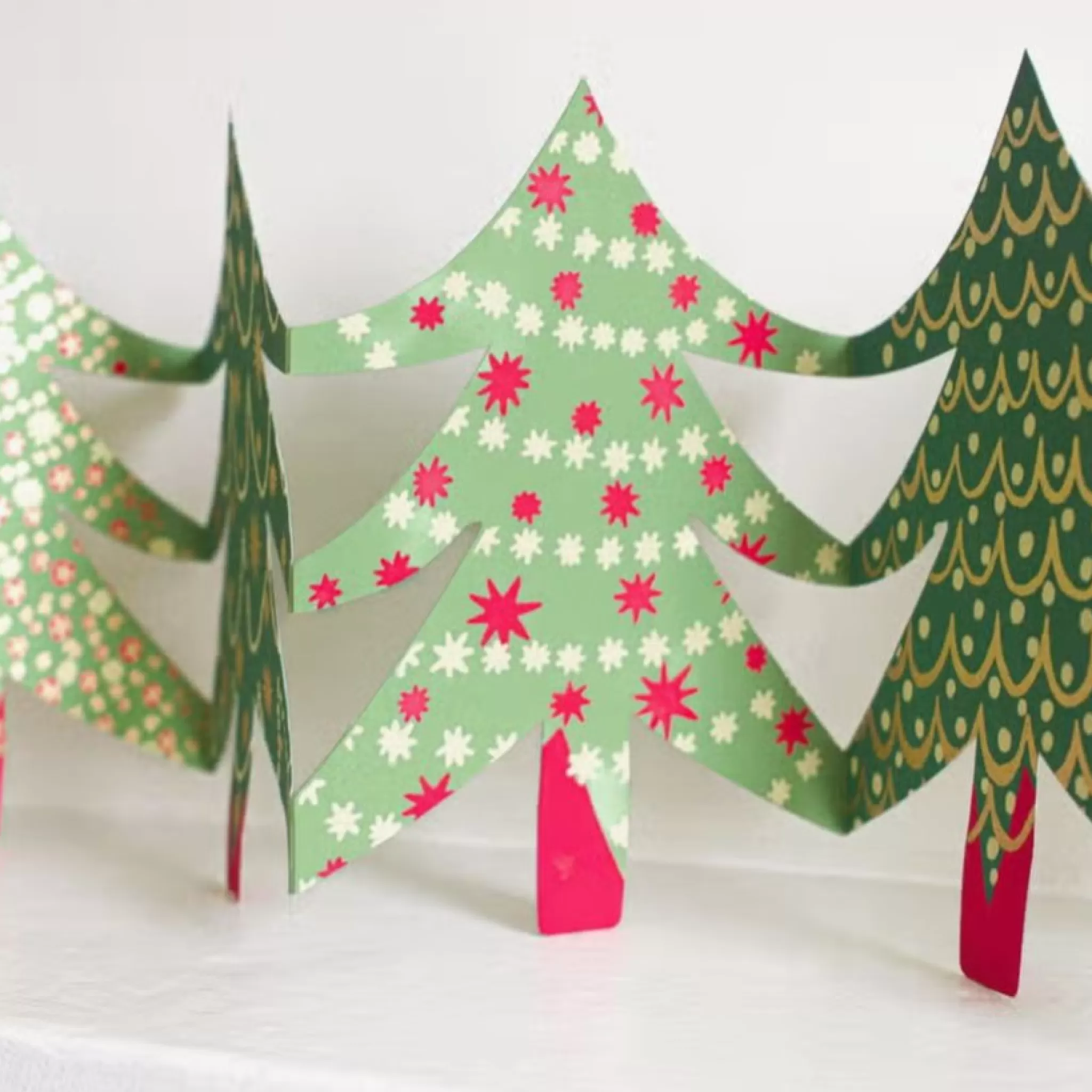 grow urban Christmas Tree Concertina Paper Garland- Stationery | Christmas Decorations