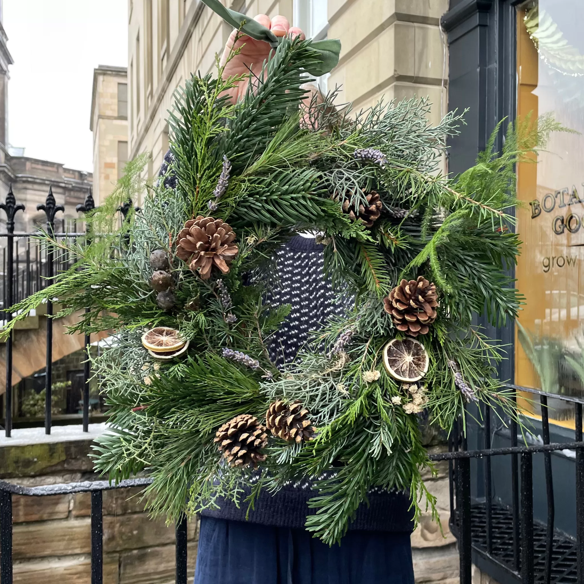 grow urban Christmas Wreaths- Christmas Trees & Wreaths | Christmas Decorations