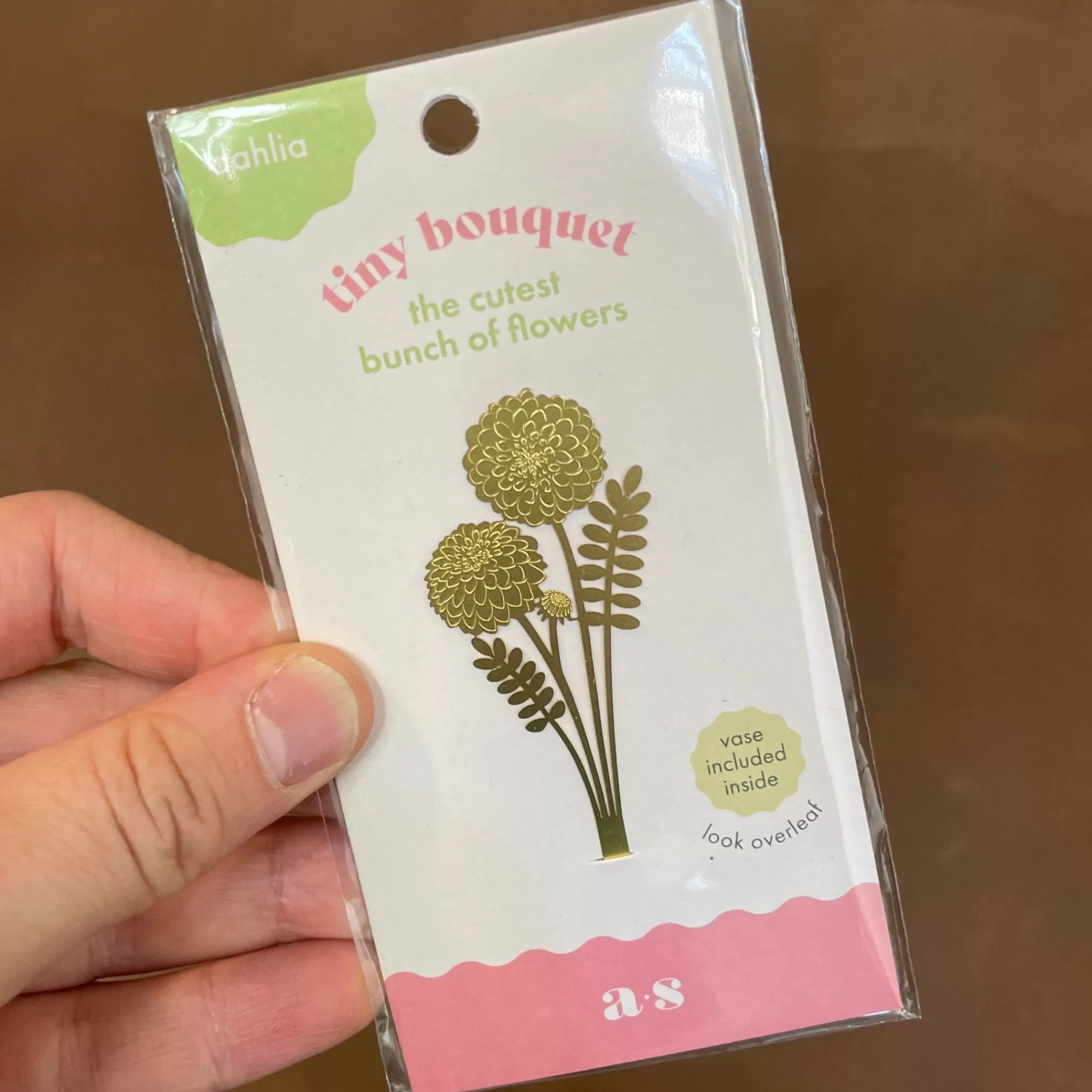 grow urban Dahlia Tiny Bouquet | Brass- Stationery | Gift Ideas