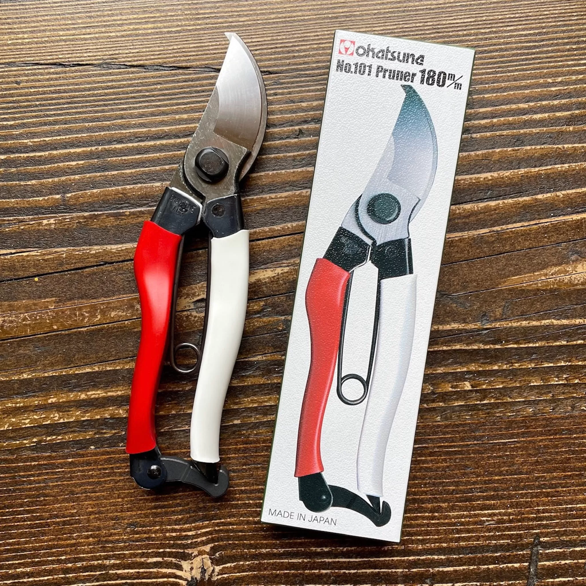 grow urban Okatsune Secateurs - Small- Niwaki | Garden Tools