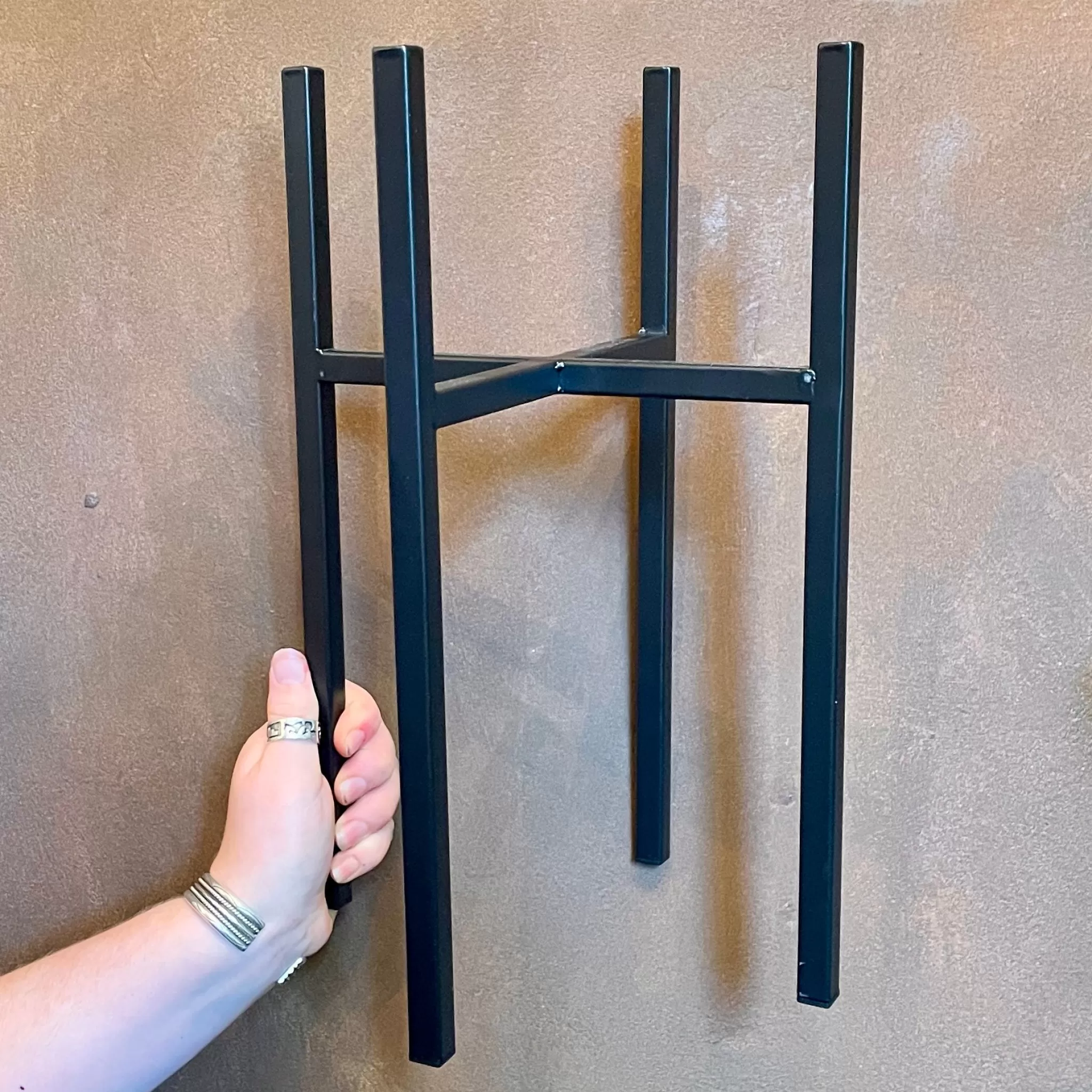 grow urban Plant Stand - Black- Home Decor & Hardware | Plant Stands & Hangers