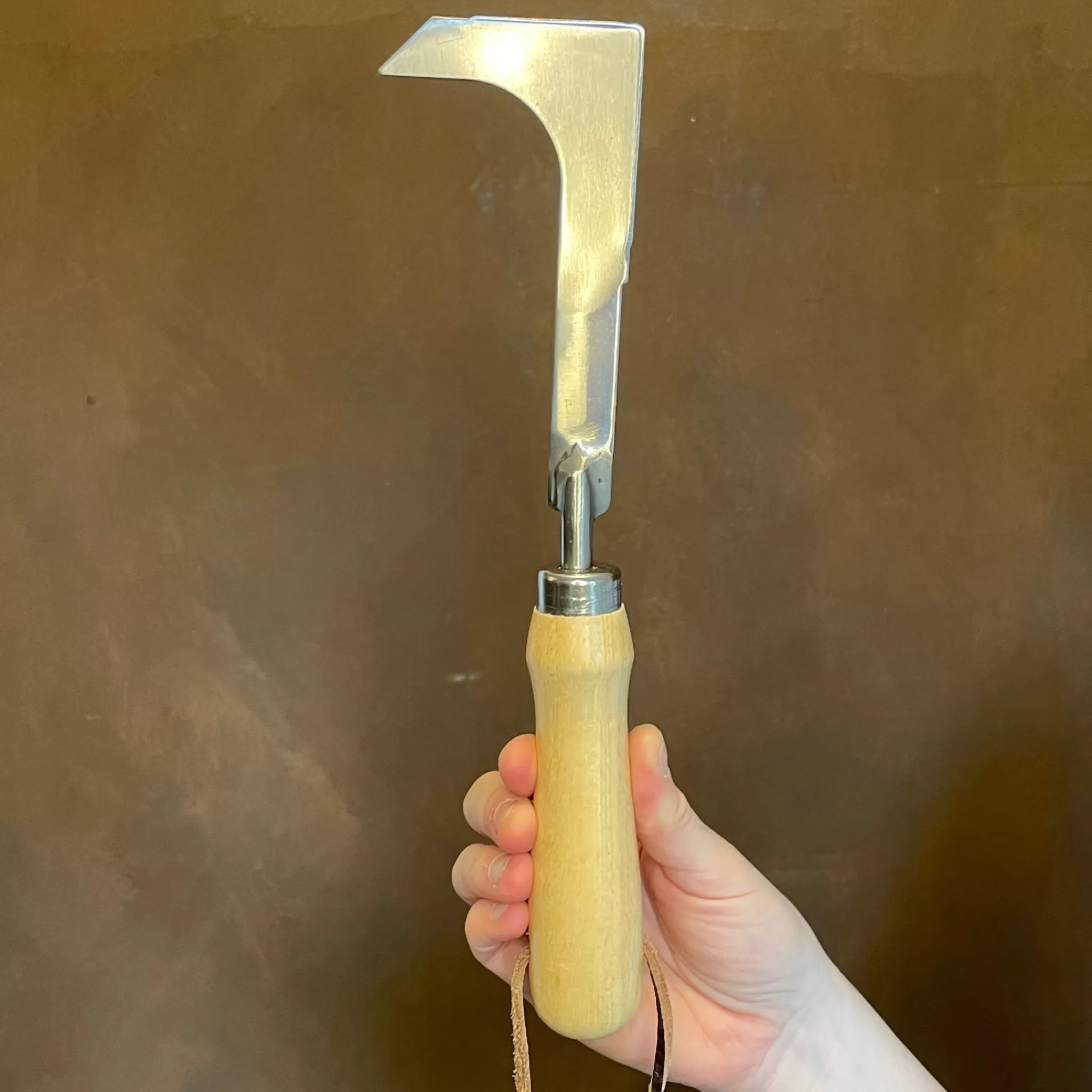 grow urban RHS Block Paving Knife- Garden Tools