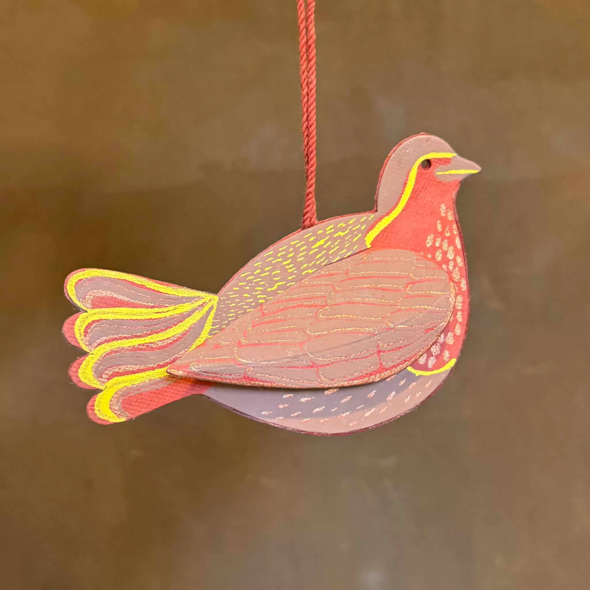 grow urban Robin Screen-Printed Board Decoration- Christmas Decorations | Christmas Decorations