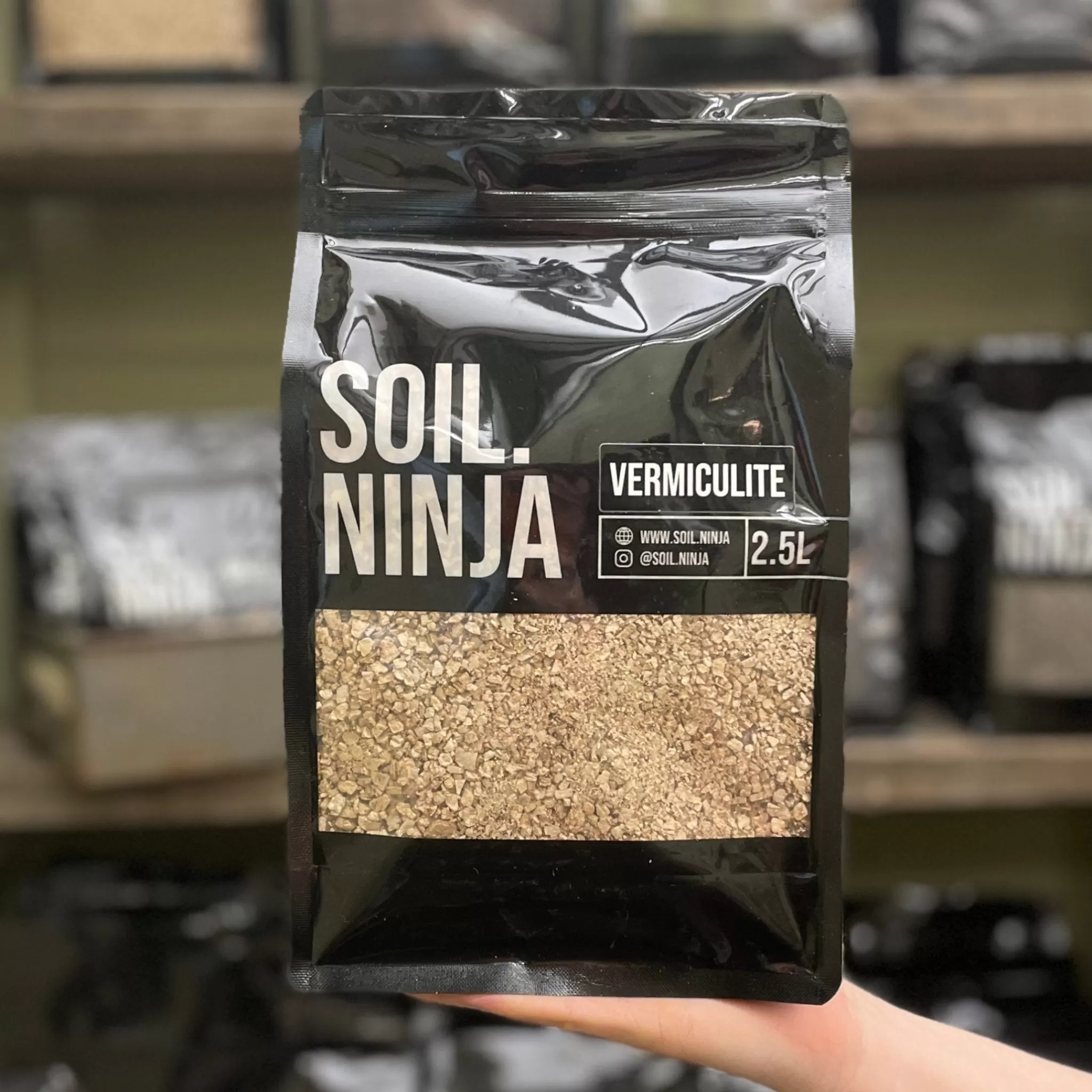 grow urban Soil Ninja - Vermiculite- Soil.Ninja Compost Blends