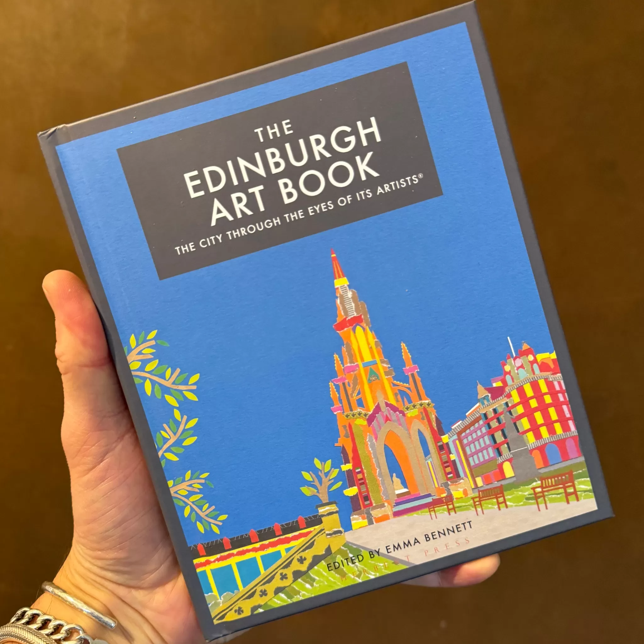 grow urban The Edinburgh Art Book: The City Through The Eyes Of Its Artists- Books | Gift Ideas