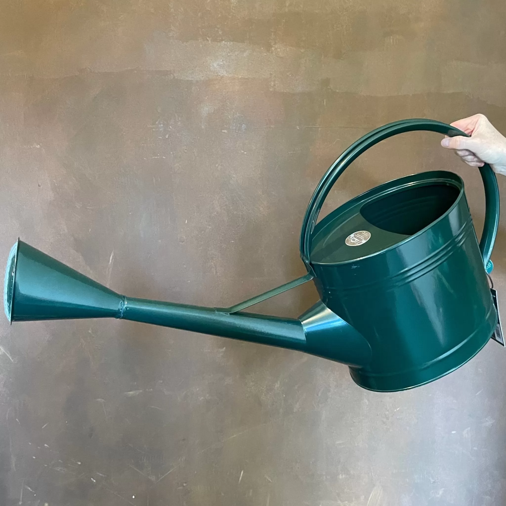 grow urban Waterfall Watering Can | British Racing Green | 9 Litres- Outdoor Plant Care | Outdoor Plant Care